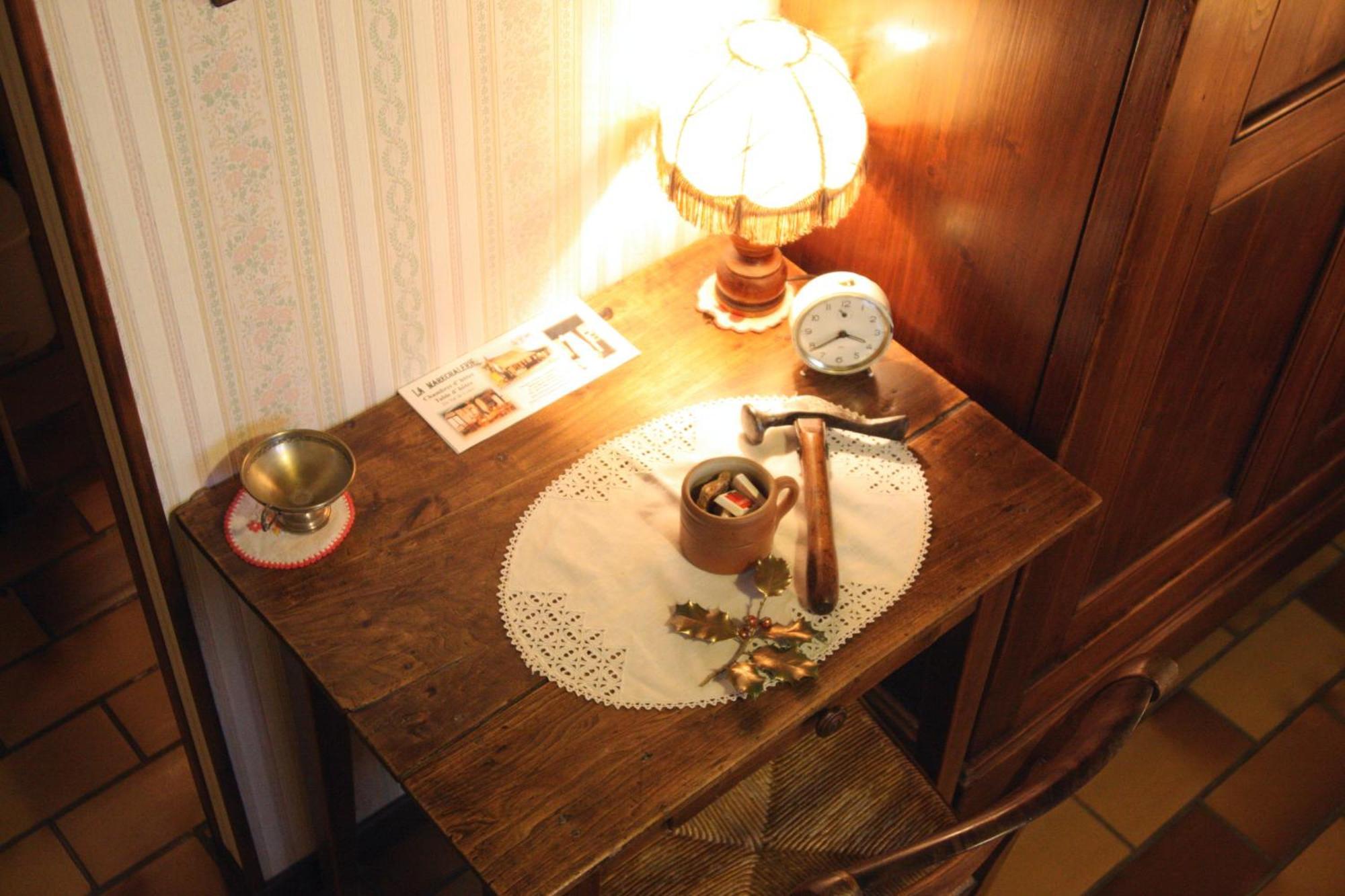 La Marechalerie Bed & Breakfast Monthodon Eksteriør bilde